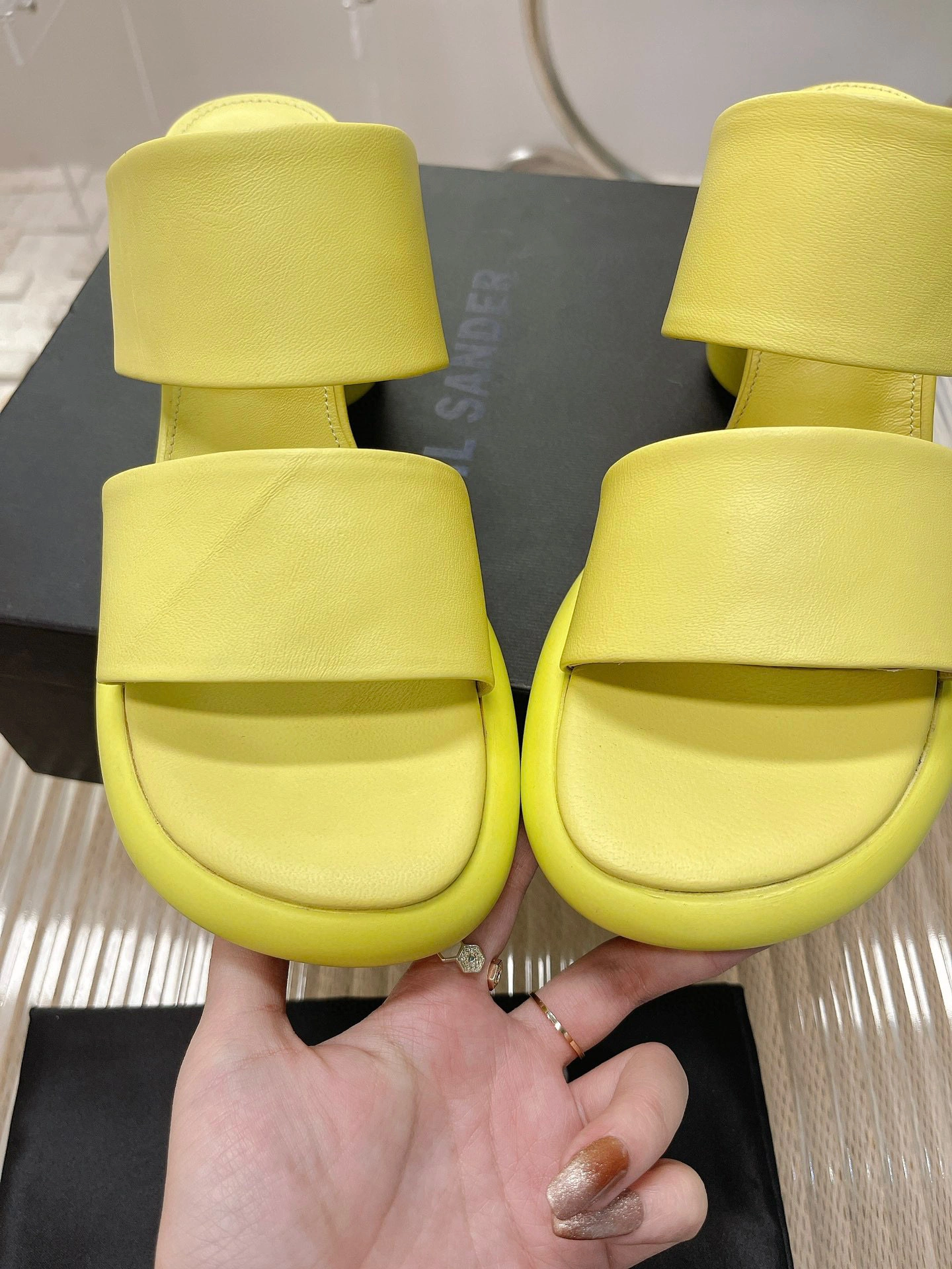 coco-- Heel height8cm. 2.5cm 4colour item : B-X034B1360L-4